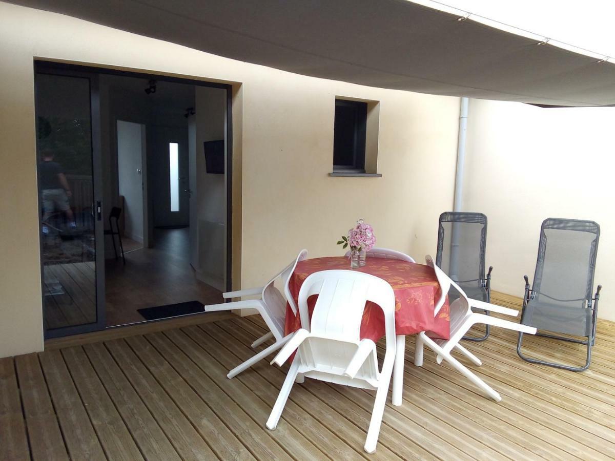 Au Refuge Des Farfas Apartment Saint-Paul-en-Pareds Luaran gambar